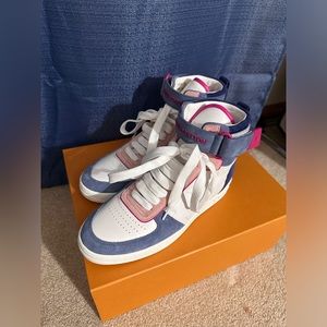 Louis Vuitton High cut shoes